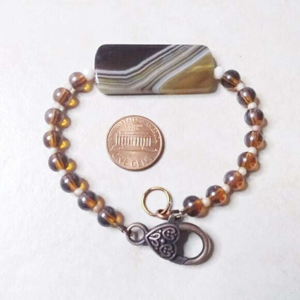 Brown Tan & White Agate Bracelet! Easy Open Clasp! Neutral Colors! 7-7.5" Wrists